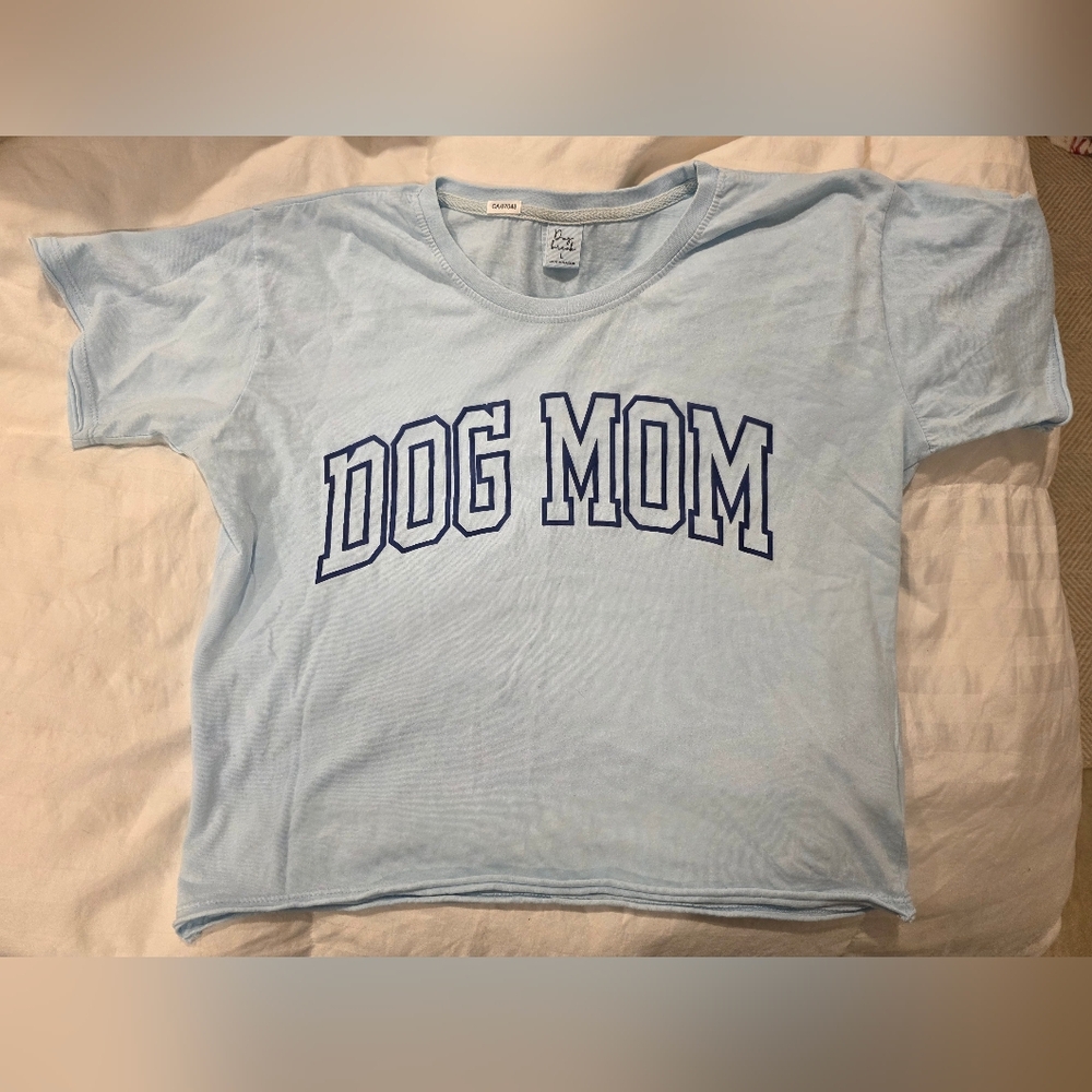 Dog Mom Light Blue Short Sleeve Tee